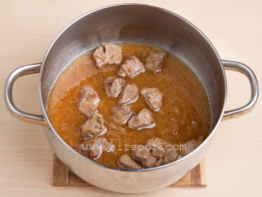 گوشت پخته، خورشت هویج تبریز در سیرسور